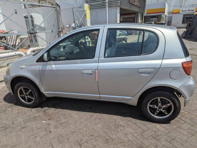 Toyota Vitz 2002 / 2005 1