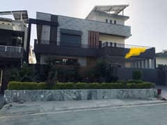 On kanal house for sale in block c b17