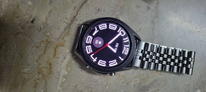 Samsung watch 3 8gb with 3 straps and charging cable glass protector