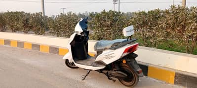 Pakzon electric bike 7 month old