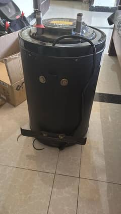 Electric Instant Geyser For sale