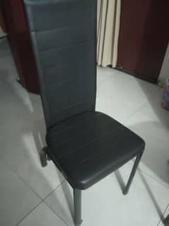 4 Dining Chairs