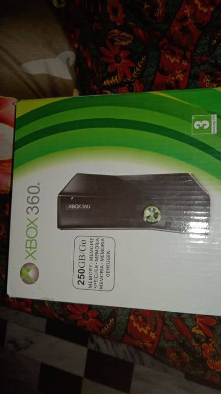 Xbox 360 Jailbreak two original controller 26 games with box 1