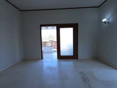 A Great Choice For A On Excellent Location 1000 Square Yards House Available In DHA Phase 6