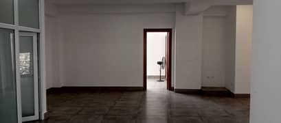 Prime Location Of Clifton Schon Circle Outclass Penthouse For Reputable Client