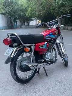 Honda red colour 125