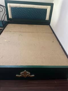 Queen bed with mattress
