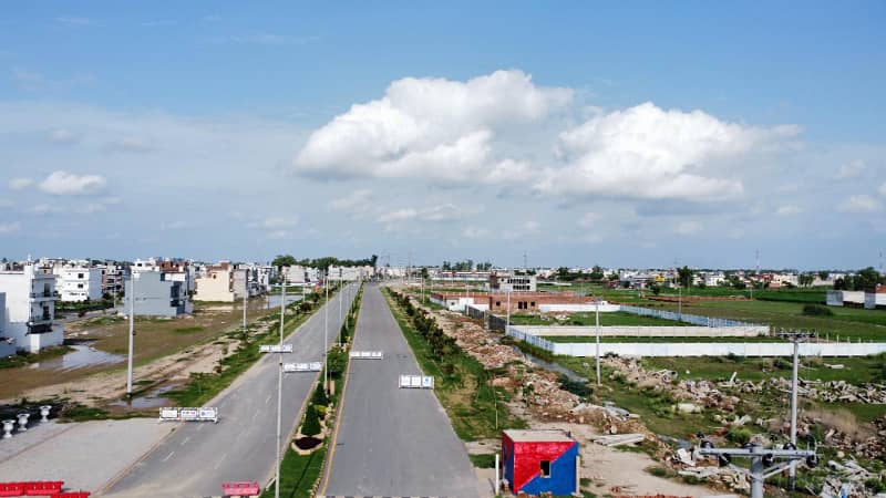 5 Marla Cornor Plot Available For Sale In A1 Block 5