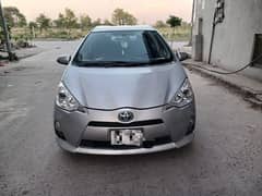 Toyota Aqua 2012