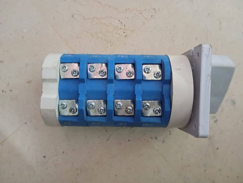 3 Phase Switch Over / Change Over for Generators / UPS / Inverter 0