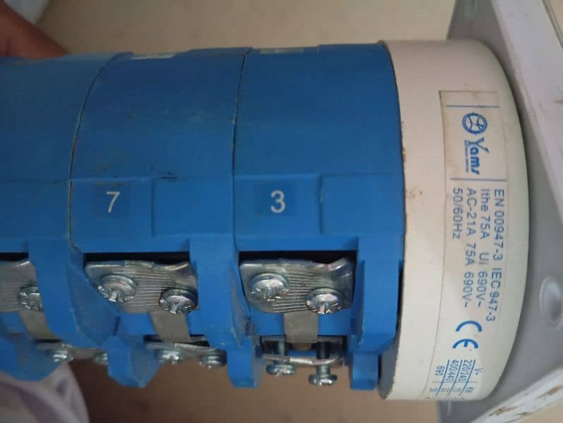 3 Phase Switch Over / Change Over for Generators / UPS / Inverter 7