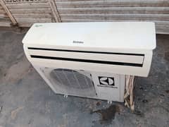 Electrolux Ac 1.5 ton total original gas