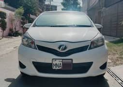 Toyota Vitz 2015
