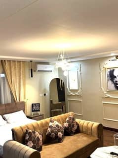 daily basis short stay and weekly basis one bad fully furnished luxury apertment available for rent gulberg greens islamabad