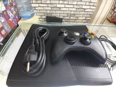 xbox 360 slim 250 GB 1 original controller