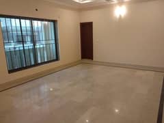 500 Sq Yds 3 Bed Upper Portion