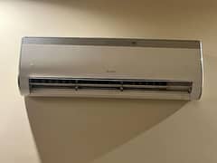 Gree 1.5 tan AC 10 by 10 Chalo