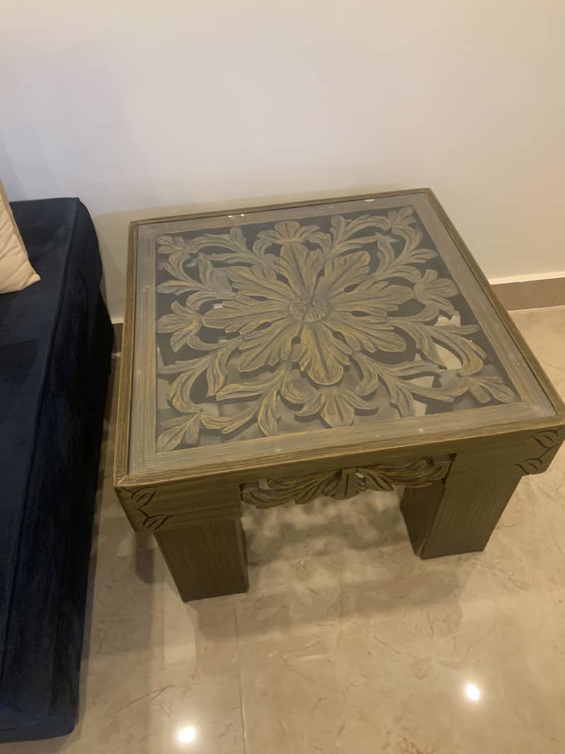 centre table with two side tables 6