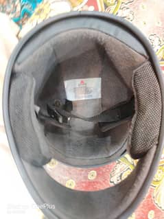 BLACK HELMET (FULL SIZE) 10/10