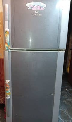 DAWLANCE REFRIGERATOR