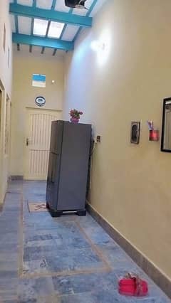 House adhai Marla for urgent sale