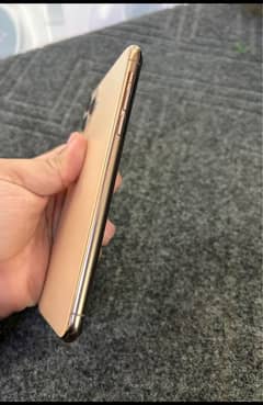 iPhone 11 Pro Max jv 64gb 10/10 condition no fault all ok