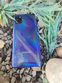 10/10 condition original mobile with box
