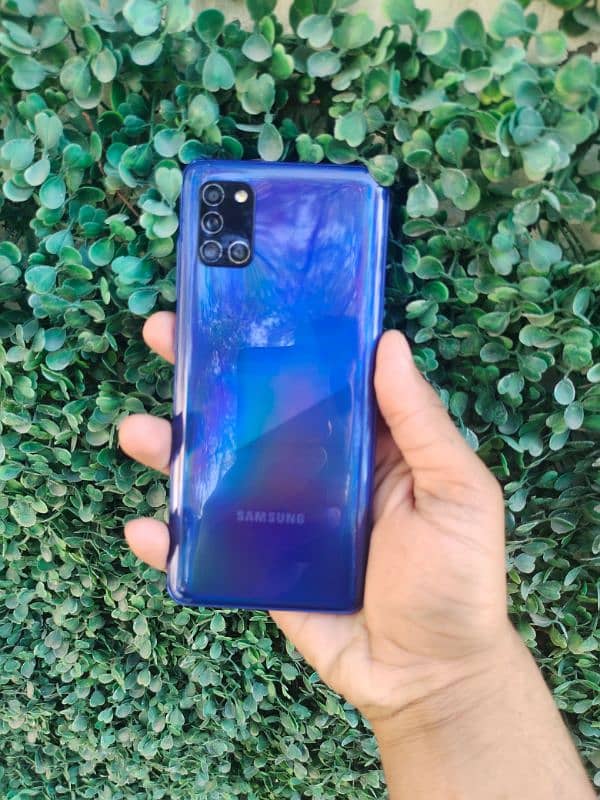 10/10 condition original mobile with box 1