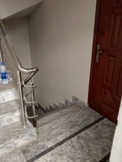 4 Marla 1st floor portion For Rent Near Ghazi Road, Bhatta Chowk