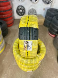 215-50-R17 Dunlop
