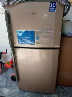 dawlance refrigerator midium size like new inverter