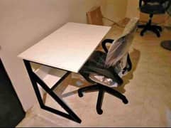 18 Guage Table And Chair New For Sale