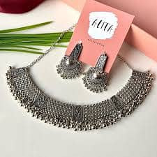 Embrace the Timeless Beauty of Traditional Jewellery