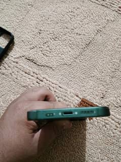 Im selling iphone 13