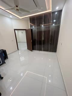 A BEAUTIFUL UPPER PORTION FOR RENT