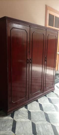 Wardrobe Almaari wooden