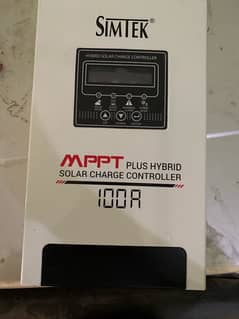 selling simtek hybrid Mppt solar charge controller 100amp 03292240075