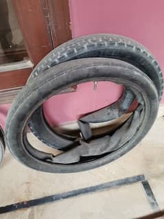 125 tyres (front and back)