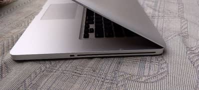 MacBook