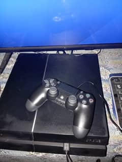 PS4 Fat 500 GB with 1 controller