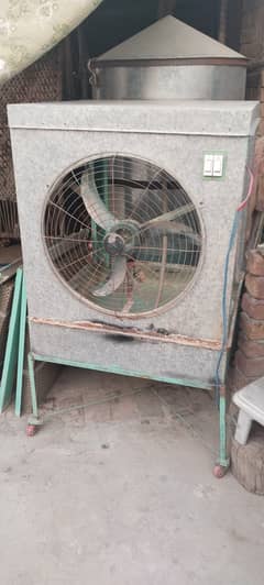 1 year use hai pad wali khasain hain DC cooler best hai use me