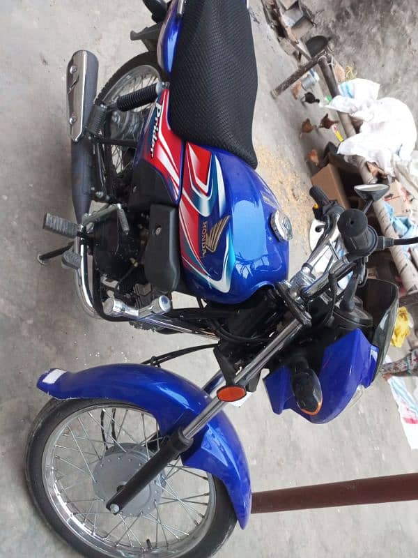 blue color 10 by 10 condition only 2 month use 2