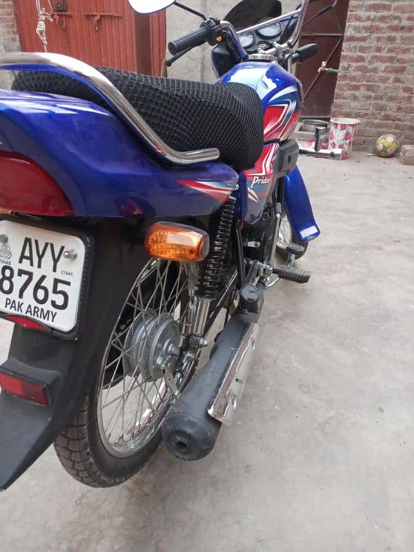 blue color 10 by 10 condition only 2 month use 3