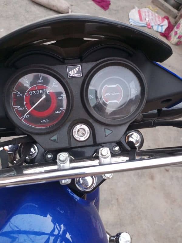 blue color 10 by 10 condition only 2 month use 5