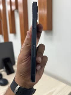 iphone 12 jv
