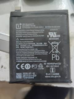 one plus 8 battery