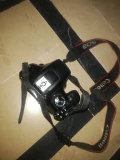 DSLR canon 1300d body sath bag or charger battery hai
