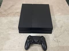 PS4 FAT 500GB NEAT AND CLEAN CONDITION