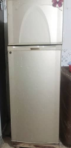 Dawlance in highly good condition with original body. . without any rust