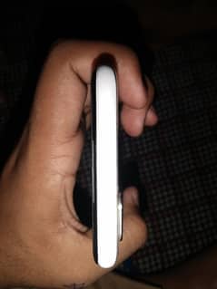 Oppo A52 4 128,